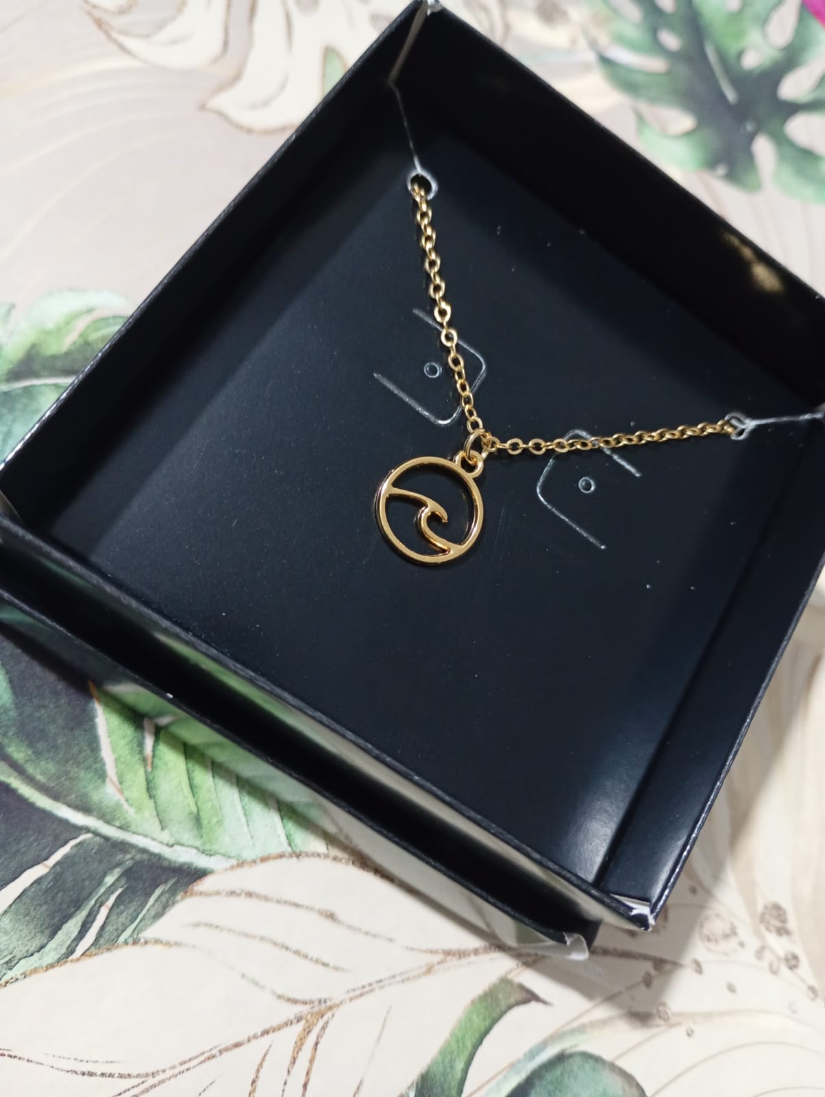 Colar feminino