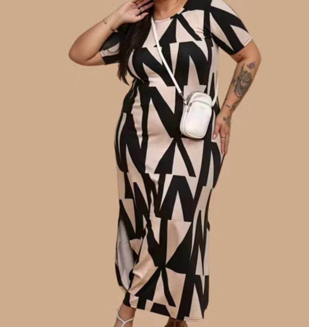 Vestido Plus Size Longo